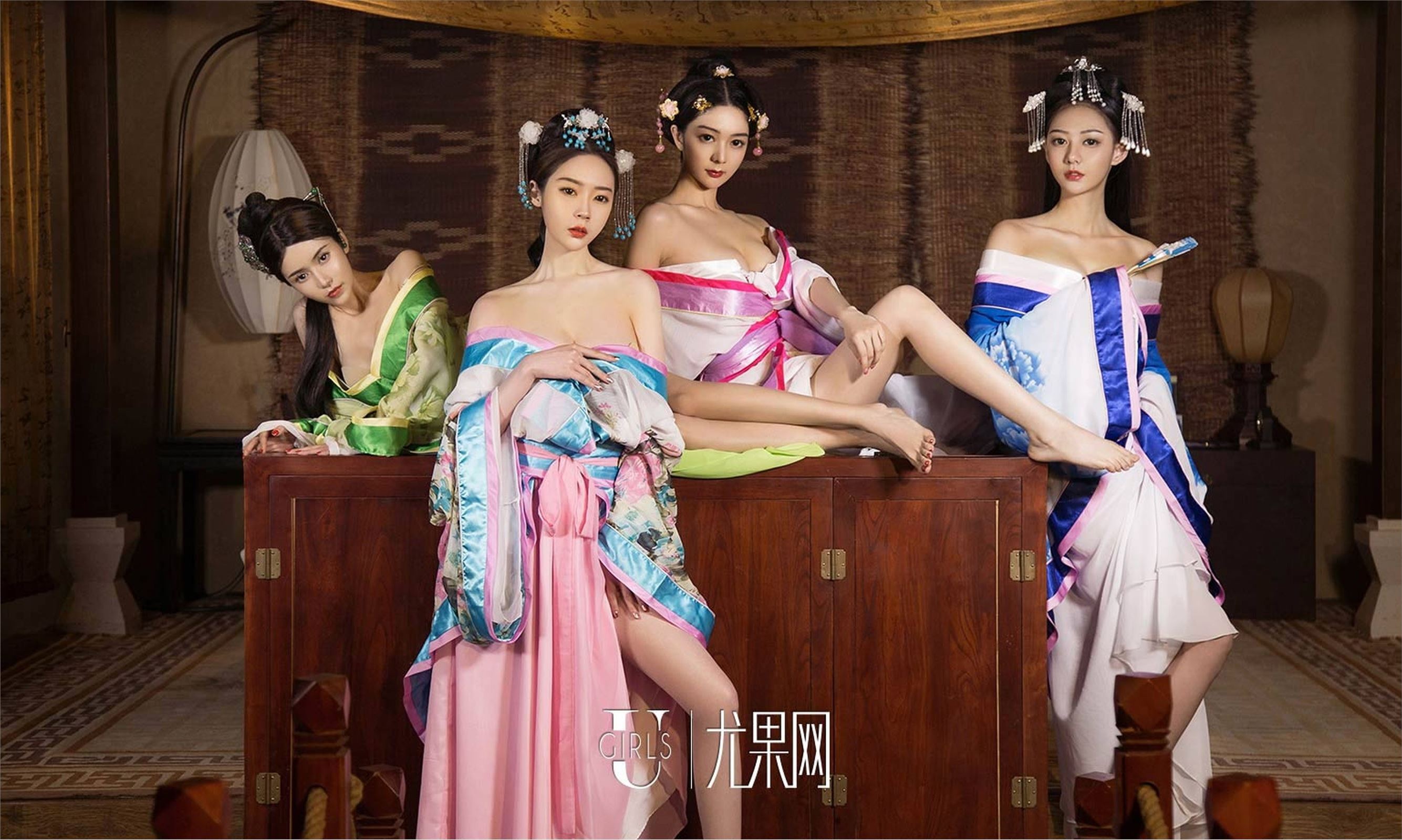 [爱尤物]2018APP NO.1125 肆意的端午